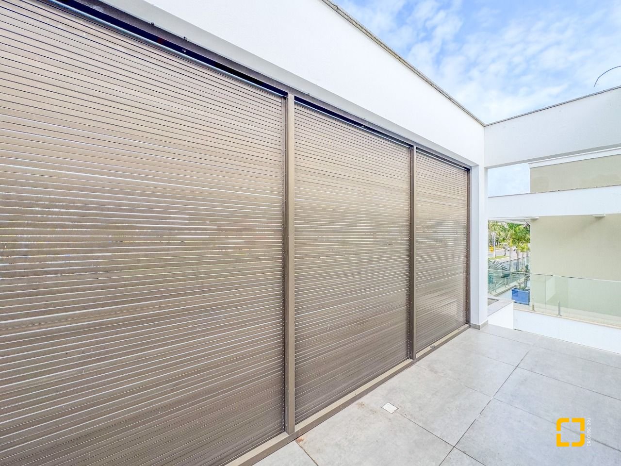Casa com 450m², 8 quartos (sendo 4 suítes), 4 garagens, no bairro Jurerê Internacional em Florianópolis