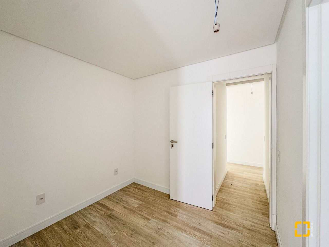 Casa com 450m², 8 quartos (sendo 4 suítes), 4 garagens, no bairro Jurerê Internacional em Florianópolis