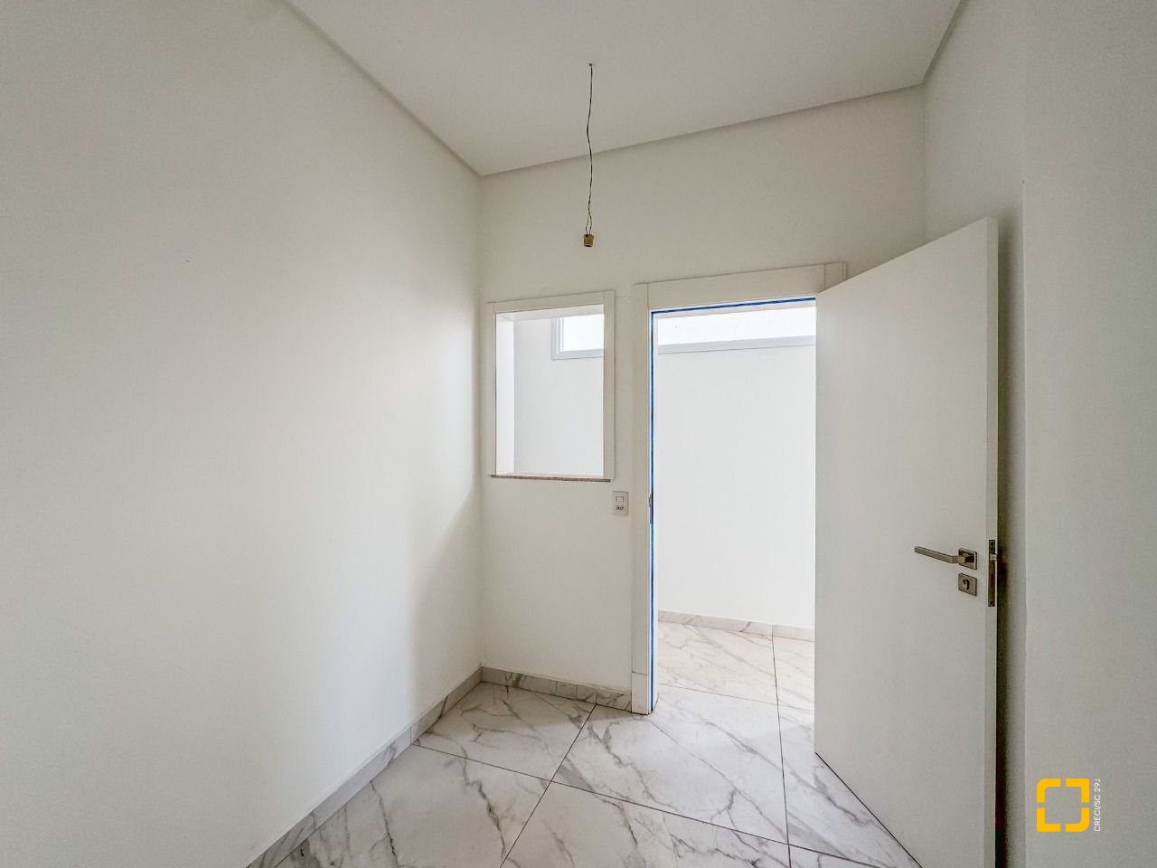 Casa com 450m², 8 quartos (sendo 4 suítes), 4 garagens, no bairro Jurerê Internacional em Florianópolis