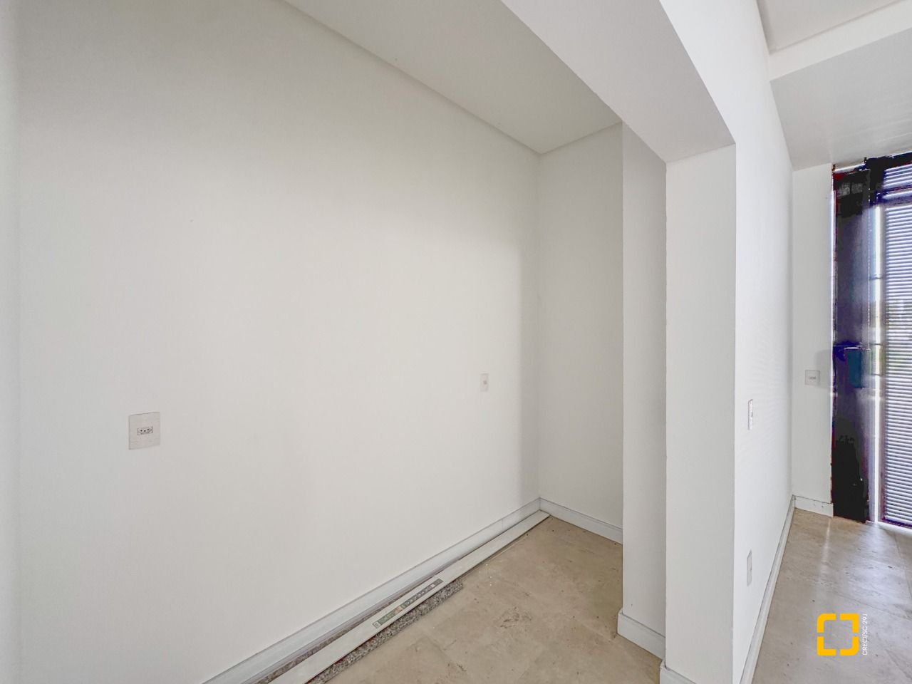 Casa com 450m², 8 quartos (sendo 4 suítes), 4 garagens, no bairro Jurerê Internacional em Florianópolis