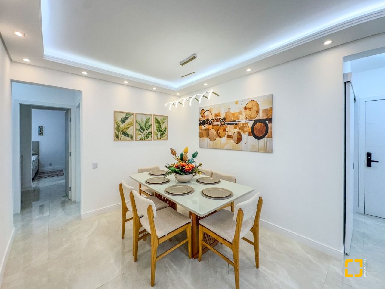 Apartamento com 122m², 4 quartos (sendo 1 suíte), 1 garagem, no bairro Centro em Florianópolis