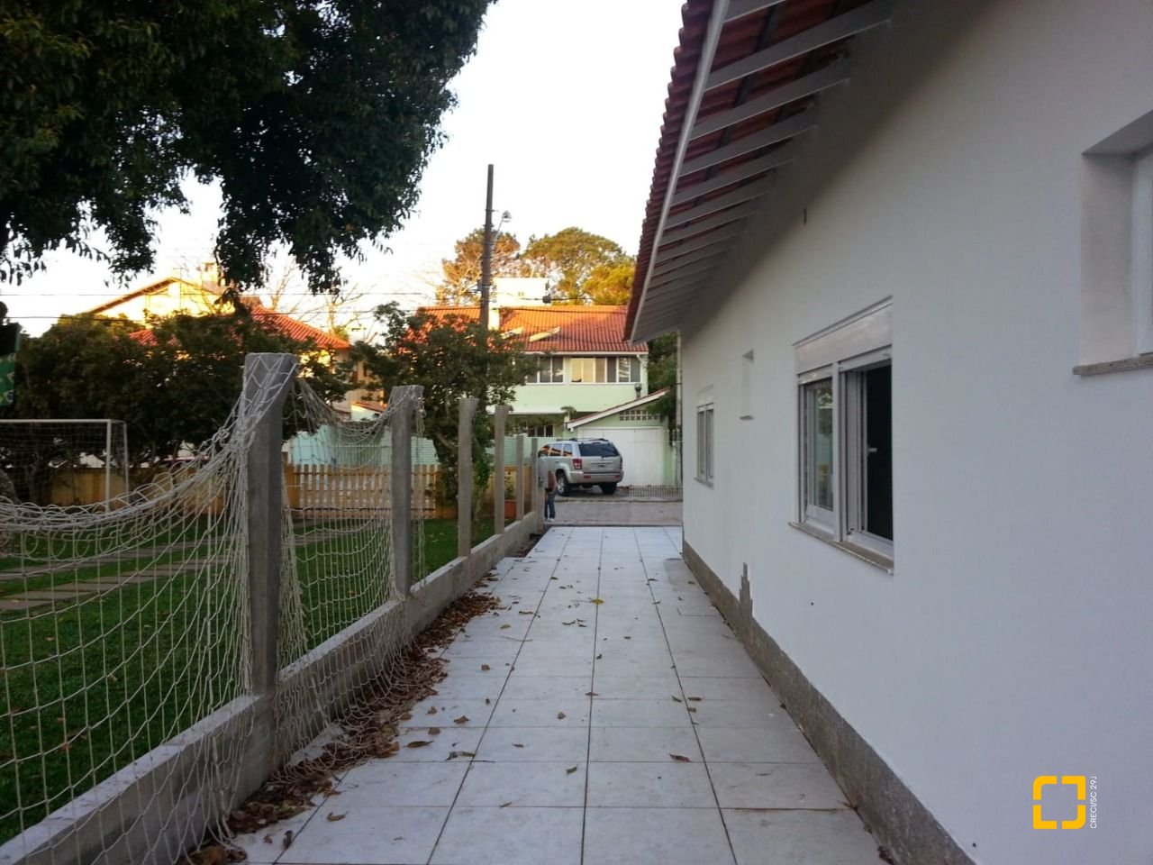 Casa com 171m², 4 quartos (sendo 2 suítes), 7 garagens, no bairro Cachoeira do Bom Jesus em Florianópolis