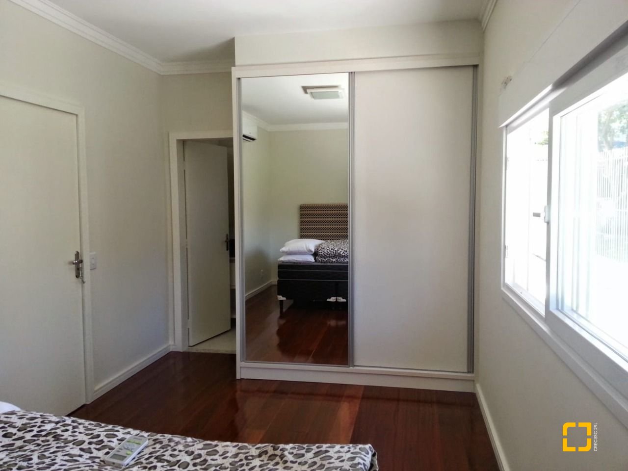 Casa com 171m², 4 quartos (sendo 2 suítes), 7 garagens, no bairro Cachoeira do Bom Jesus em Florianópolis