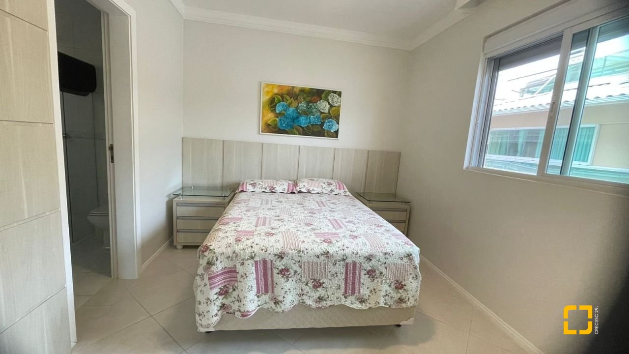 Apartamento com 114m², 4 quartos (sendo 1 suíte), 2 garagens, no bairro Ingleses em Florianópolis