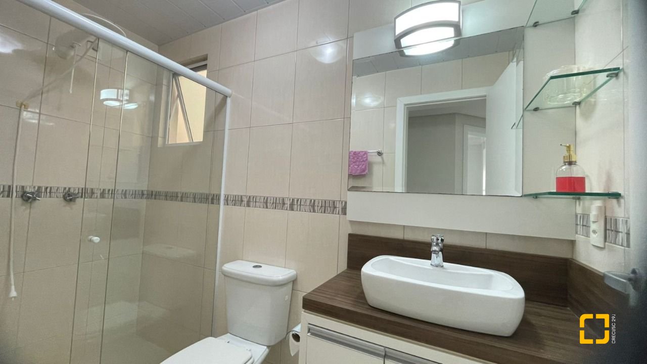 Apartamento com 114m², 4 quartos (sendo 1 suíte), 2 garagens, no bairro Ingleses em Florianópolis