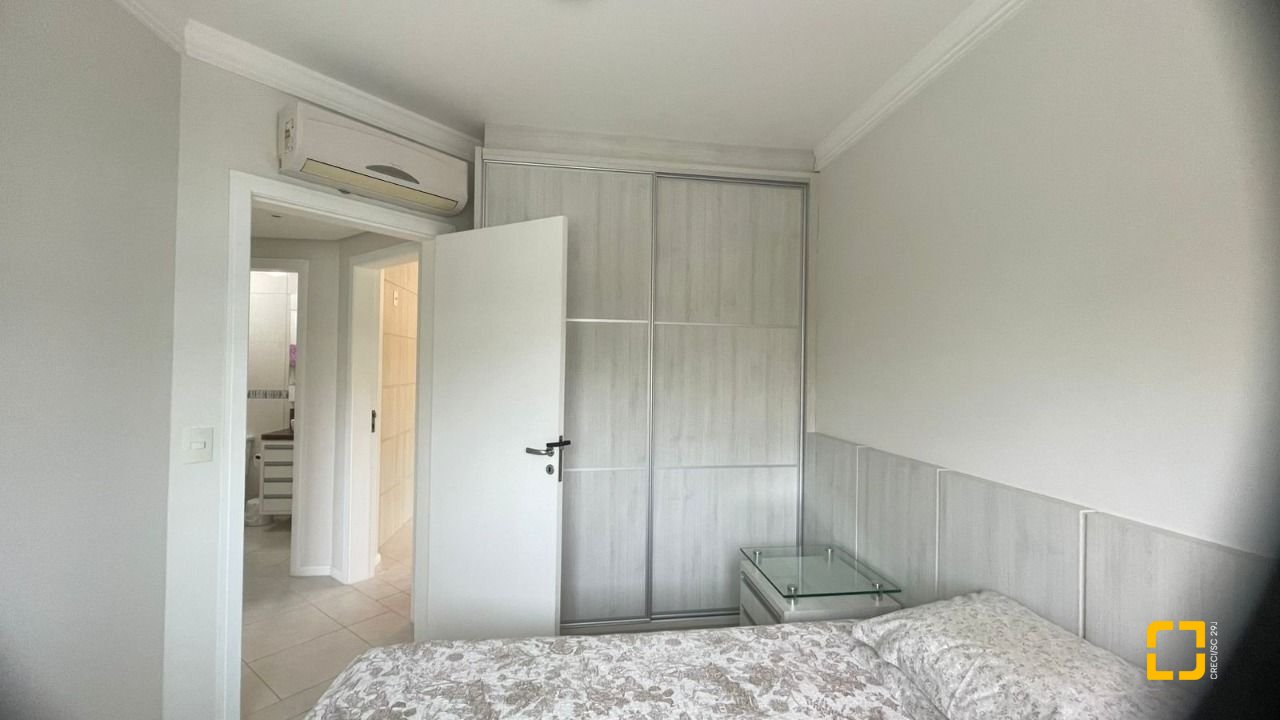 Apartamento com 114m², 4 quartos (sendo 1 suíte), 2 garagens, no bairro Ingleses em Florianópolis