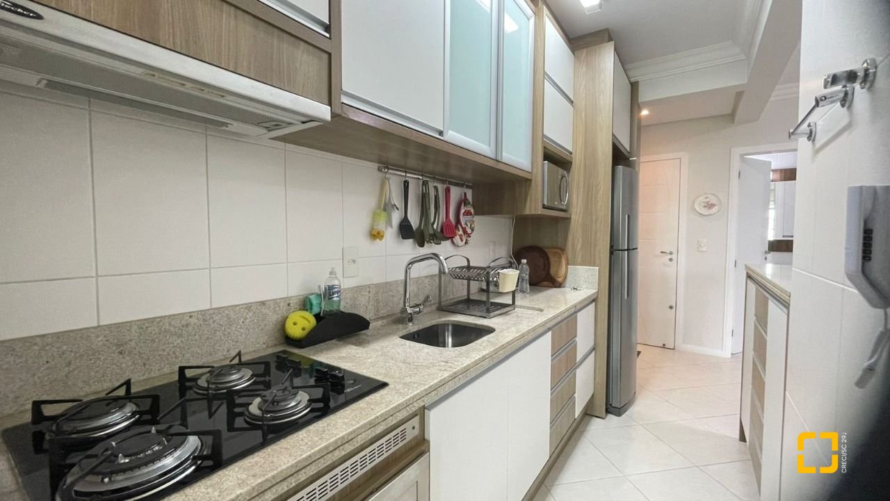 Apartamento com 114m², 4 quartos (sendo 1 suíte), 2 garagens, no bairro Ingleses em Florianópolis