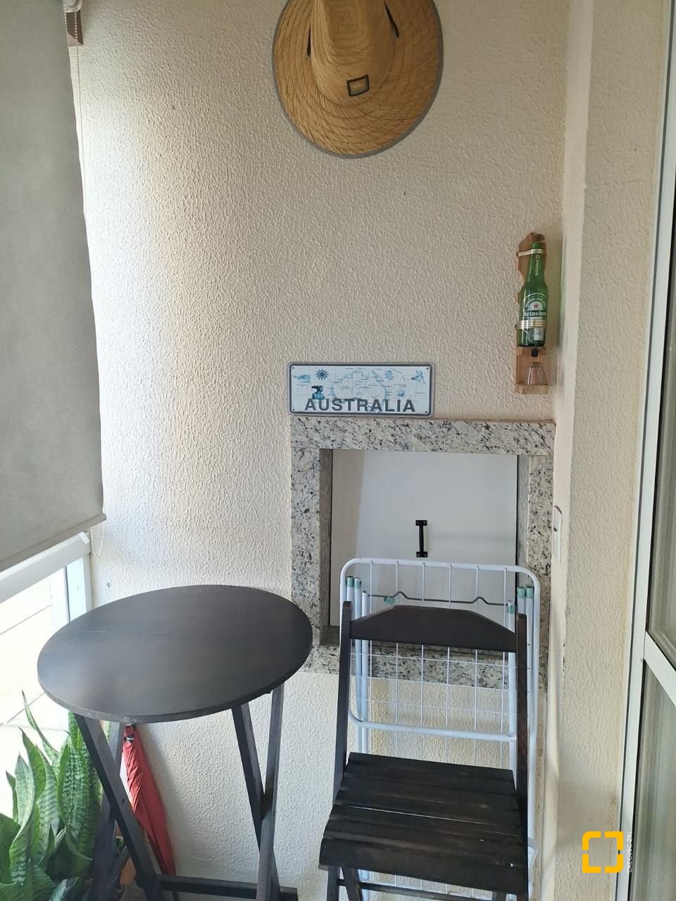 Apartamento com 48m², 1 quarto (sendo 1 suíte), 1 garagem, no bairro Praia Comprida em São José