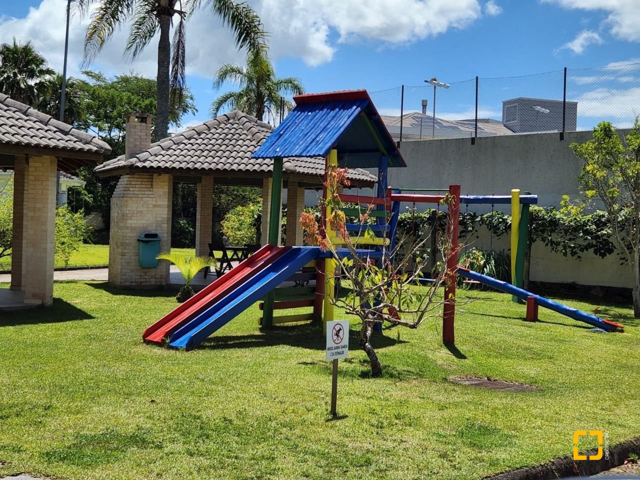 Terreno com 794m², no bairro Córrego Grande em Florianópolis