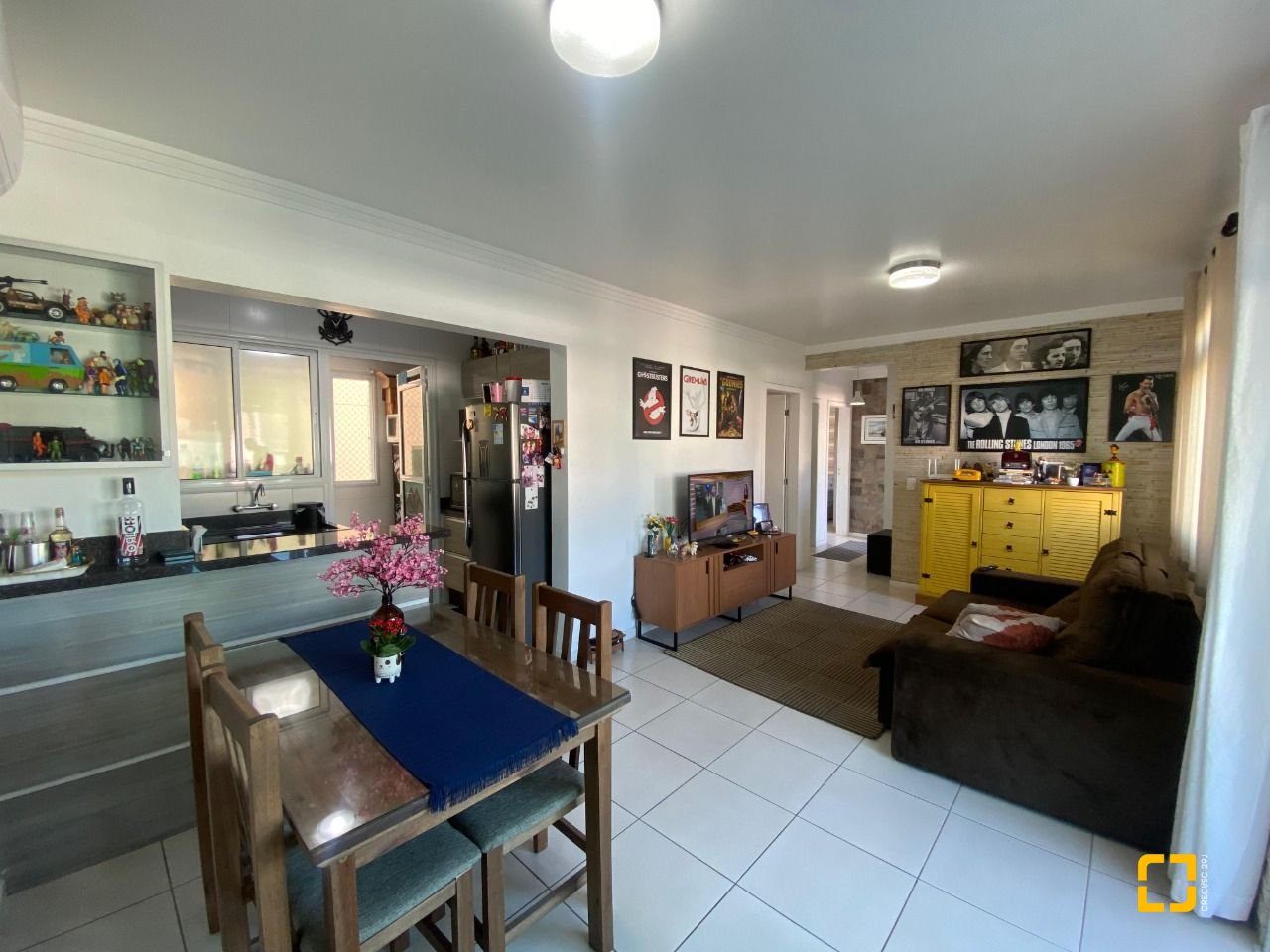 Apartamento com 90m², 3 quartos (sendo 1 suíte), 1 garagem, no bairro Ipiranga em São José