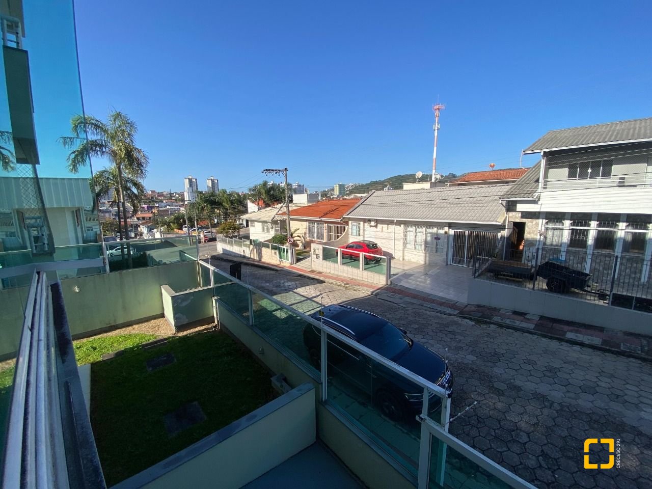 Apartamento com 90m², 3 quartos (sendo 1 suíte), 1 garagem, no bairro Ipiranga em São José