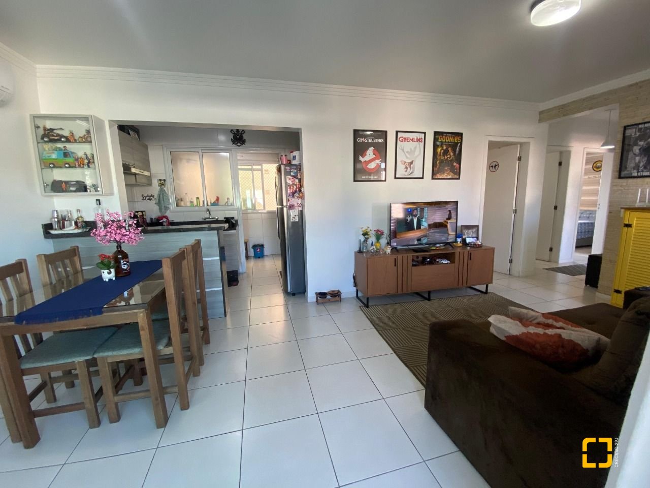 Apartamento com 90m², 3 quartos (sendo 1 suíte), 1 garagem, no bairro Ipiranga em São José