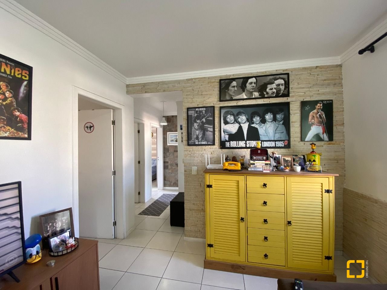Apartamento com 90m², 3 quartos (sendo 1 suíte), 1 garagem, no bairro Ipiranga em São José