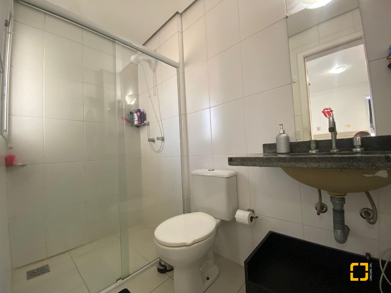 Apartamento com 90m², 3 quartos (sendo 1 suíte), 1 garagem, no bairro Ipiranga em São José