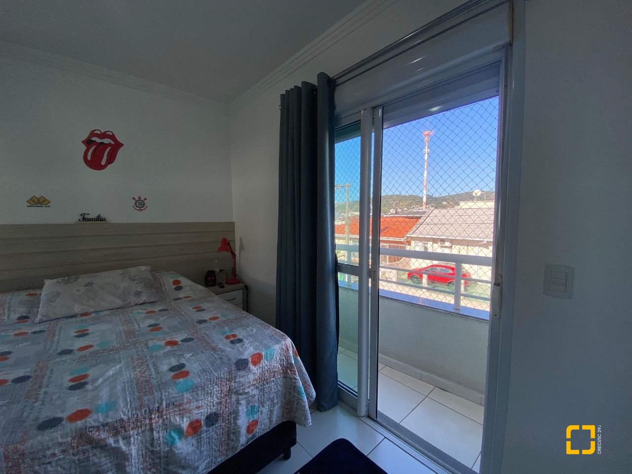 Apartamento com 90m², 3 quartos (sendo 1 suíte), 1 garagem, no bairro Ipiranga em São José
