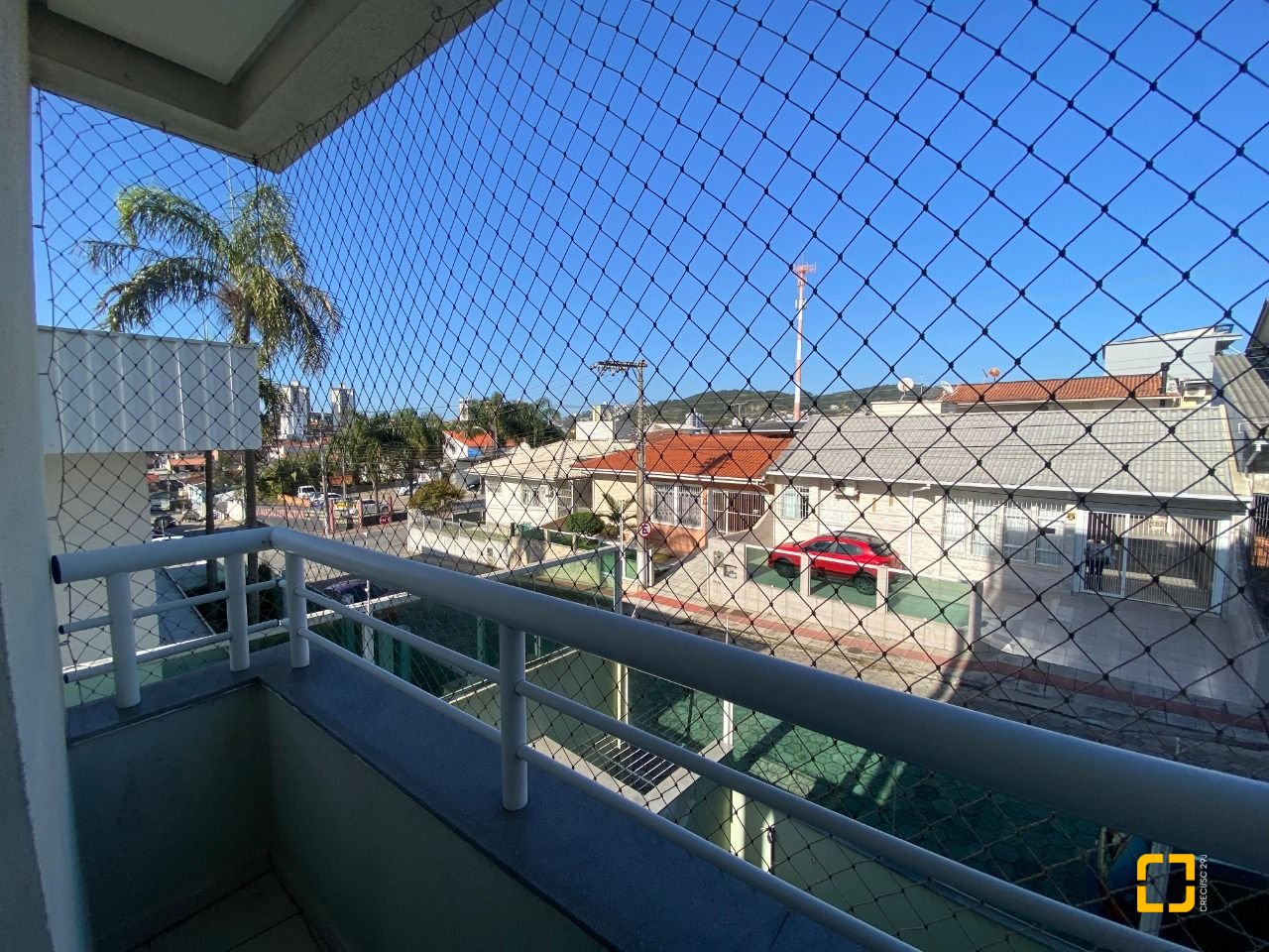 Apartamento com 90m², 3 quartos (sendo 1 suíte), 1 garagem, no bairro Ipiranga em São José