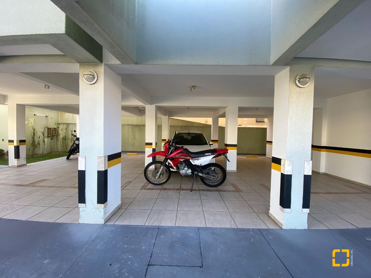 Apartamento com 90m², 3 quartos (sendo 1 suíte), 1 garagem, no bairro Ipiranga em São José
