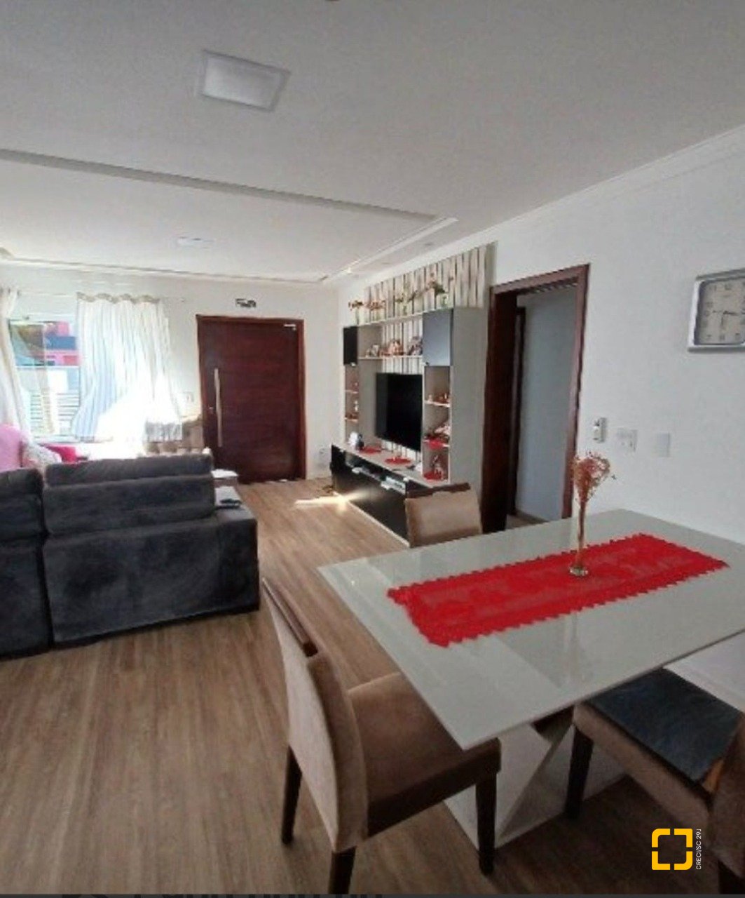 Casa de Condomínio com 370m², 4 quartos (sendo 1 suíte), 2 garagens, no bairro Canasvieiras em Florianópolis