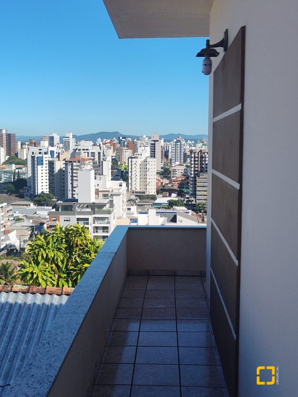 Casa com 103m², 3 quartos (sendo 1 suíte), no bairro Centro em Florianópolis