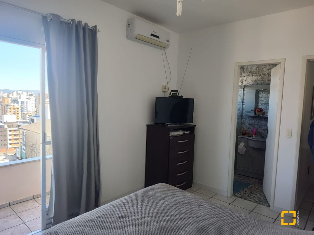 Casa com 103m², 3 quartos (sendo 1 suíte), no bairro Centro em Florianópolis