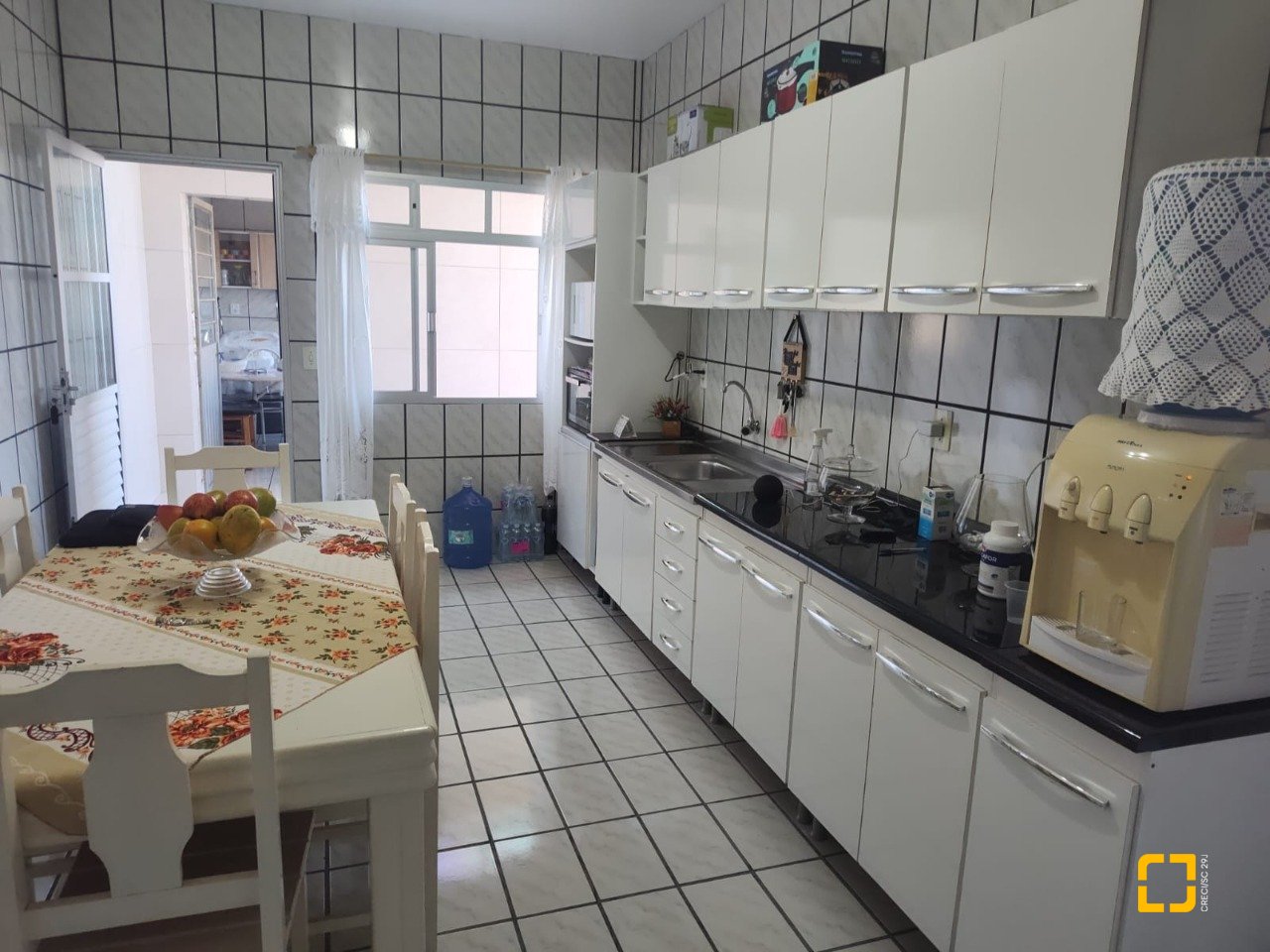 Casa com 103m², 3 quartos (sendo 1 suíte), no bairro Centro em Florianópolis