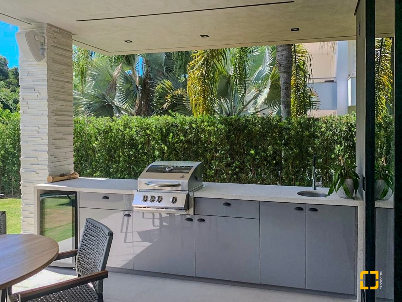 Casa com 564m², 8 quartos (sendo 4 suítes), 4 garagens, no bairro Jurerê Internacional em Florianópolis