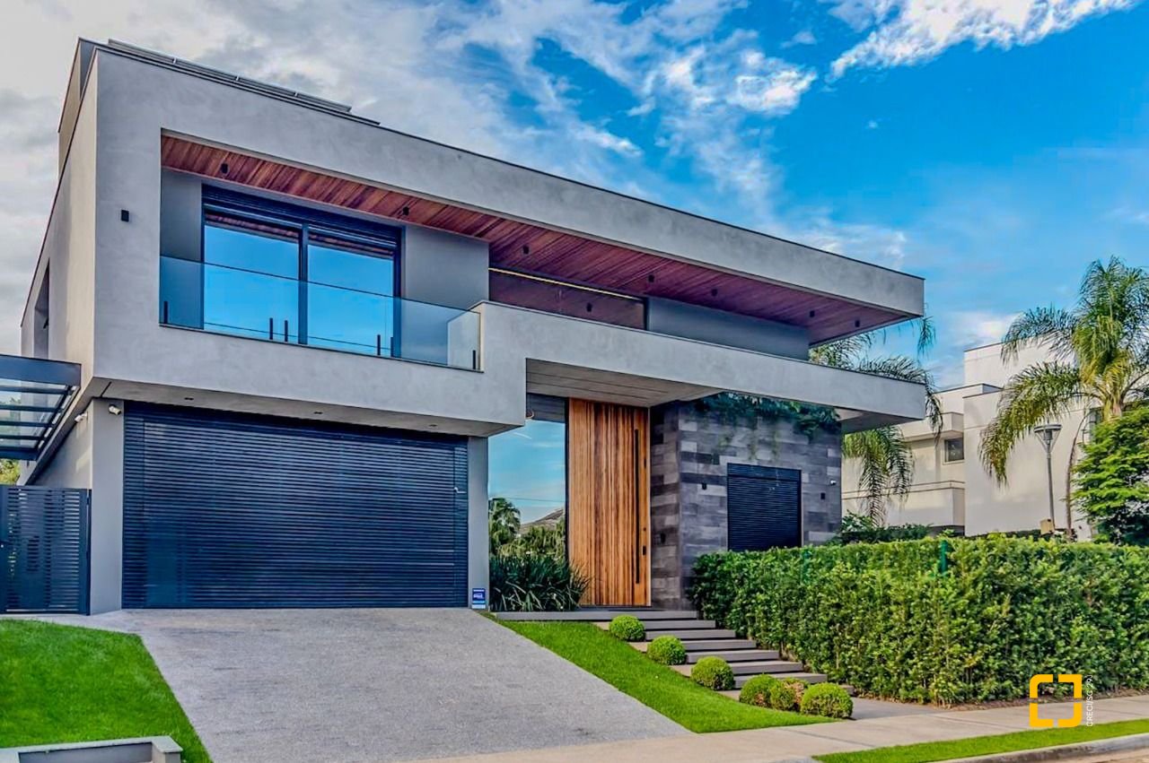 Casa com 564m², 8 quartos (sendo 4 suítes), 4 garagens, no bairro Jurerê Internacional em Florianópolis