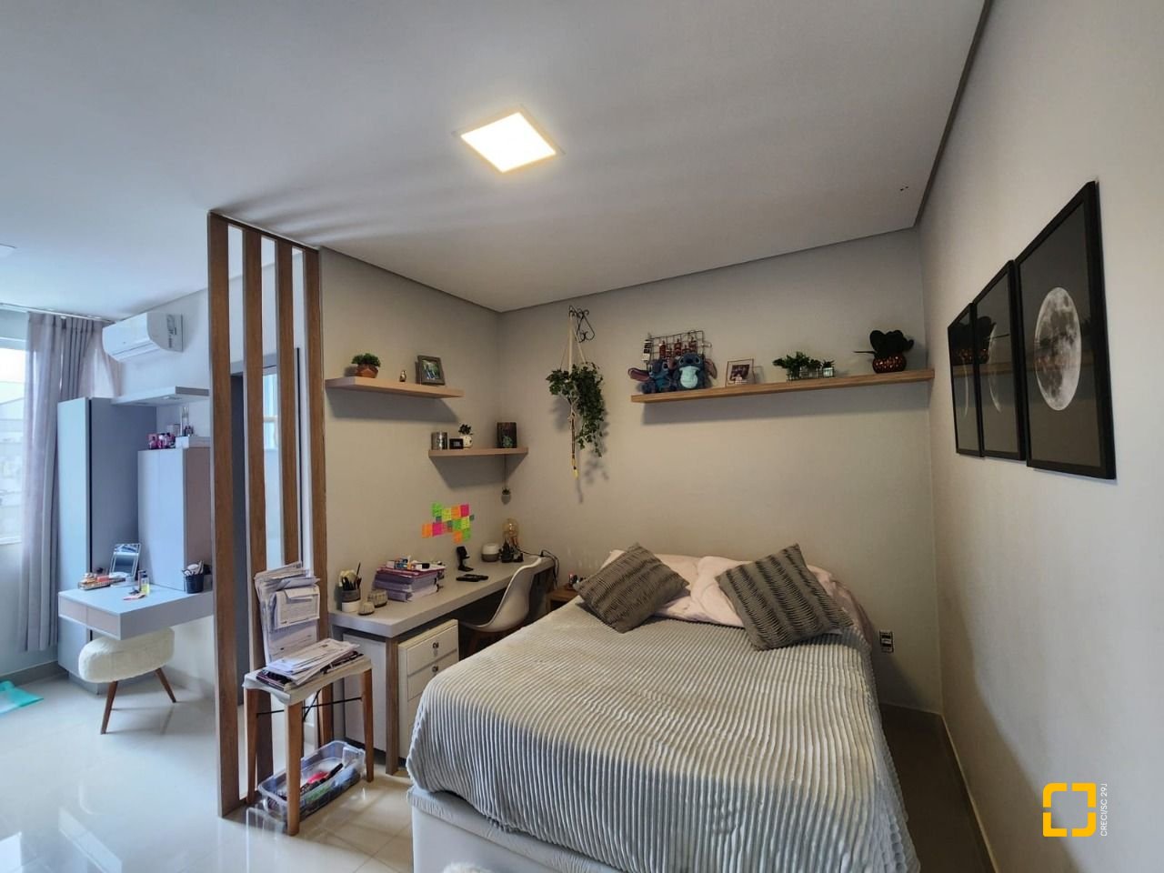 Casa com 178m², 6 quartos (sendo 3 suítes), 2 garagens, no bairro Córrego Grande em Florianópolis