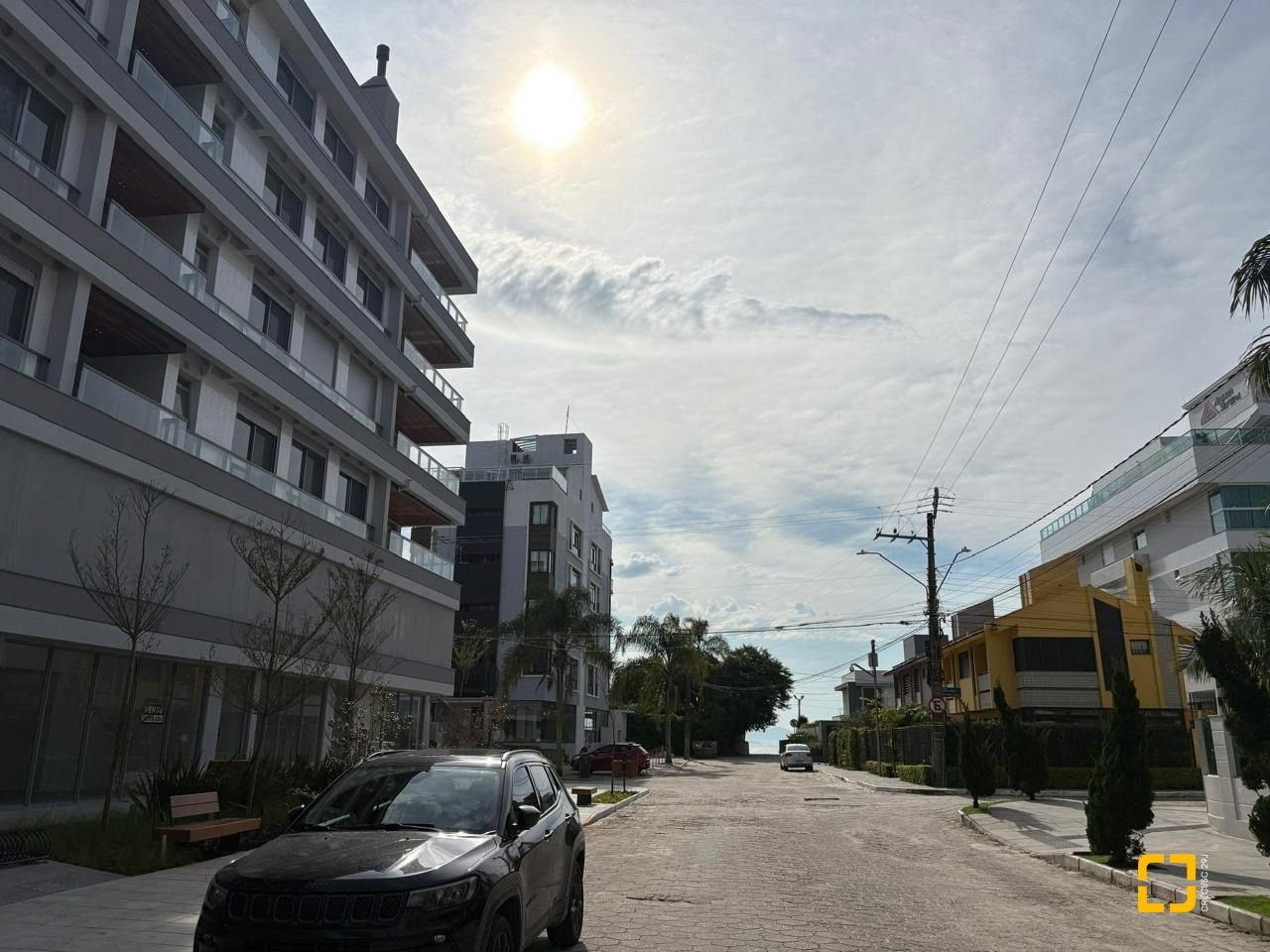 Apartamento com 123m², 3 quartos (sendo 1 suíte), 2 garagens, no bairro Jurerê Internacional em Florianópolis