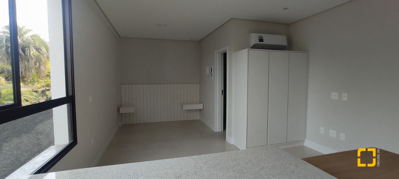 Studio com 31m², 1 quarto, 1 garagem, no bairro Santo Antônio de Lisboa em Florianópolis