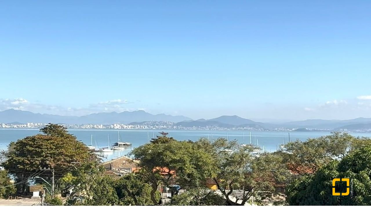 Studio com 31m², 1 quarto, 1 garagem, no bairro Santo Antônio de Lisboa em Florianópolis