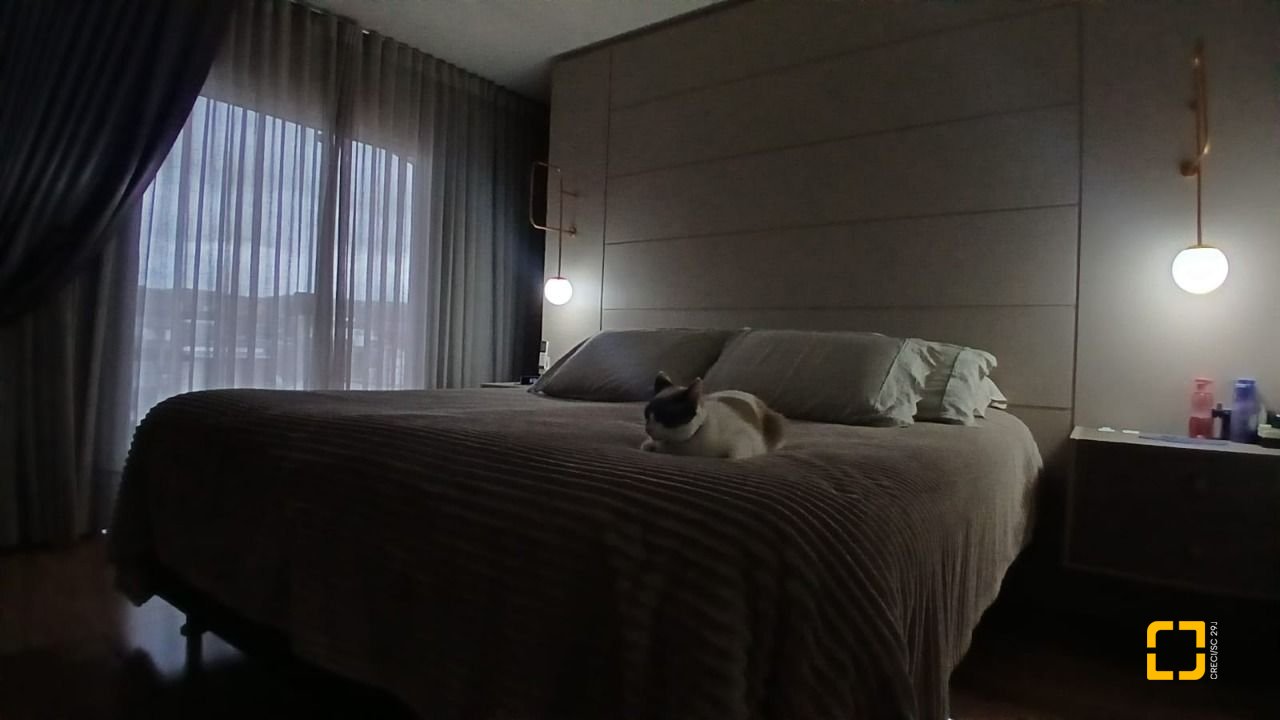 Casa com 271m², 3 quartos (sendo 1 suíte), 2 garagens, no bairro Barreiros em São José