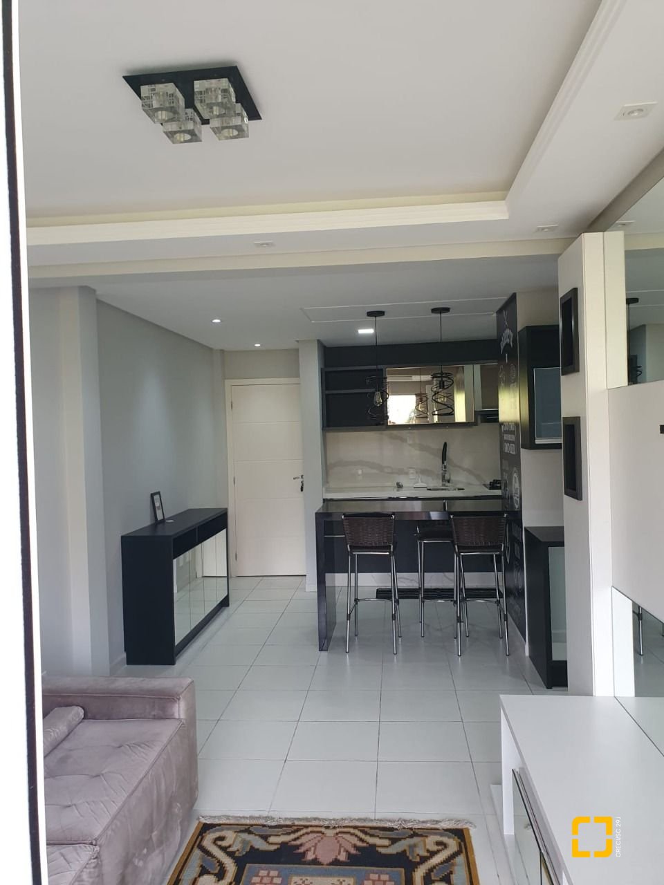 Apartamento com 63m², 2 quartos, 1 garagem, no bairro Serraria em São José