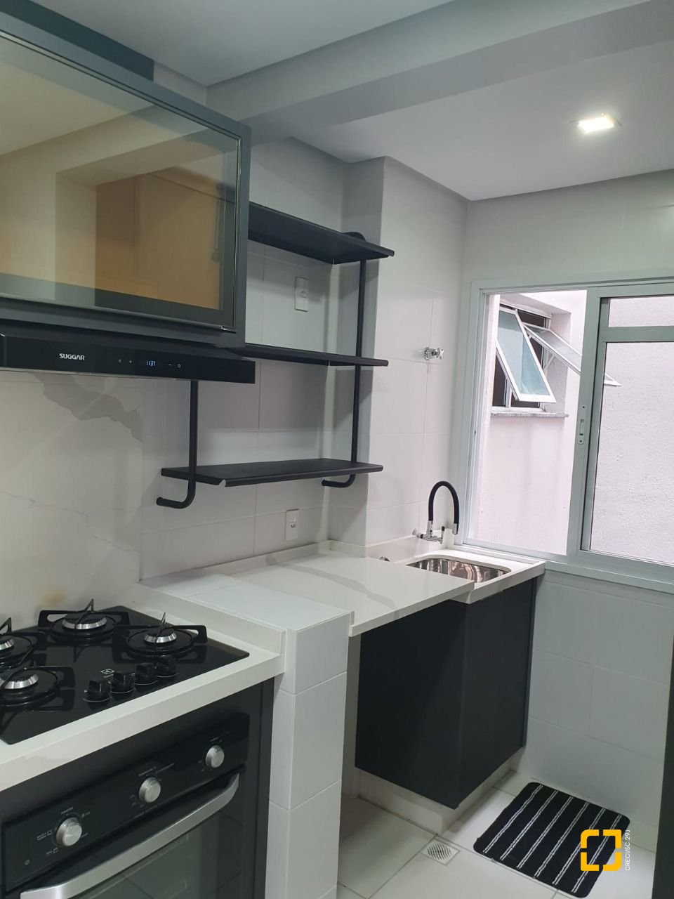 Apartamento com 63m², 2 quartos, 1 garagem, no bairro Serraria em São José