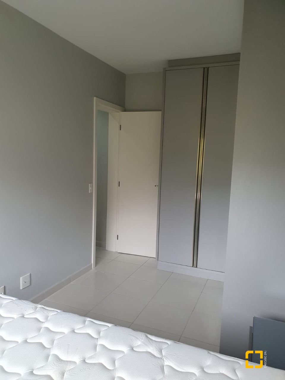 Apartamento com 63m², 2 quartos, 1 garagem, no bairro Serraria em São José
