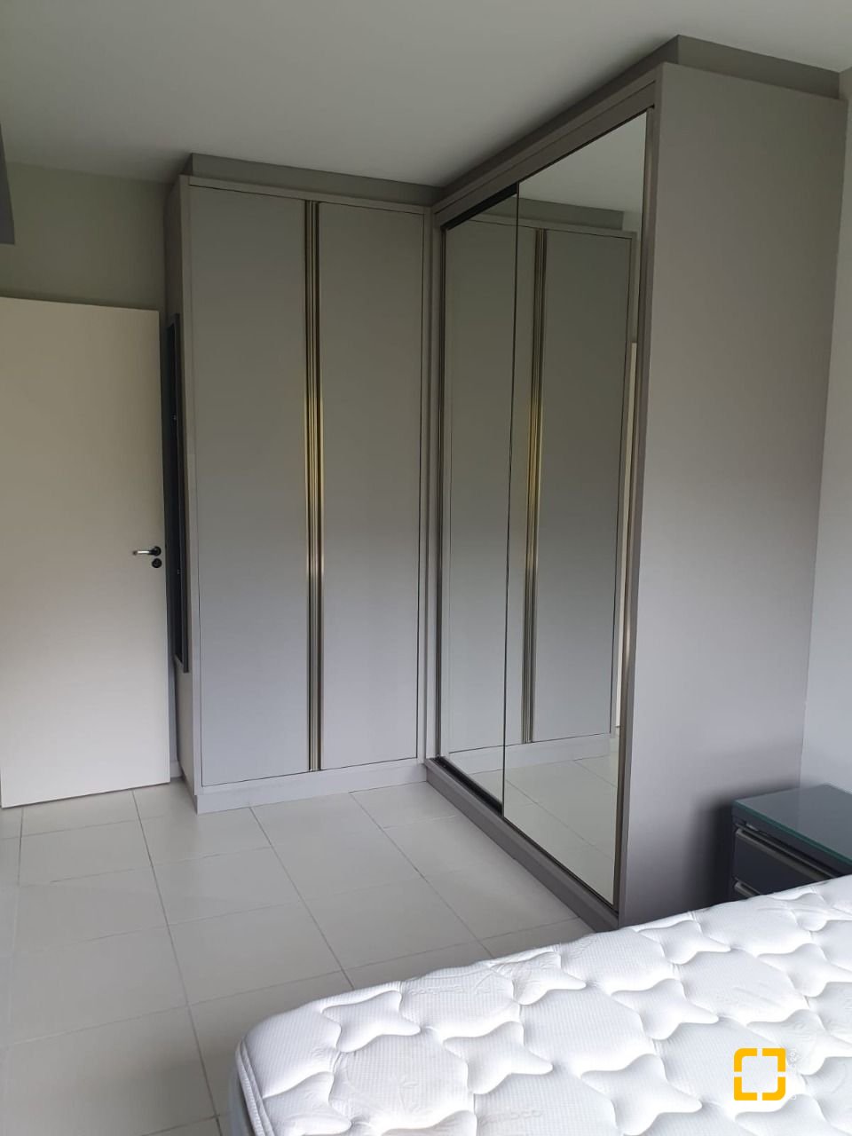Apartamento com 63m², 2 quartos, 1 garagem, no bairro Serraria em São José
