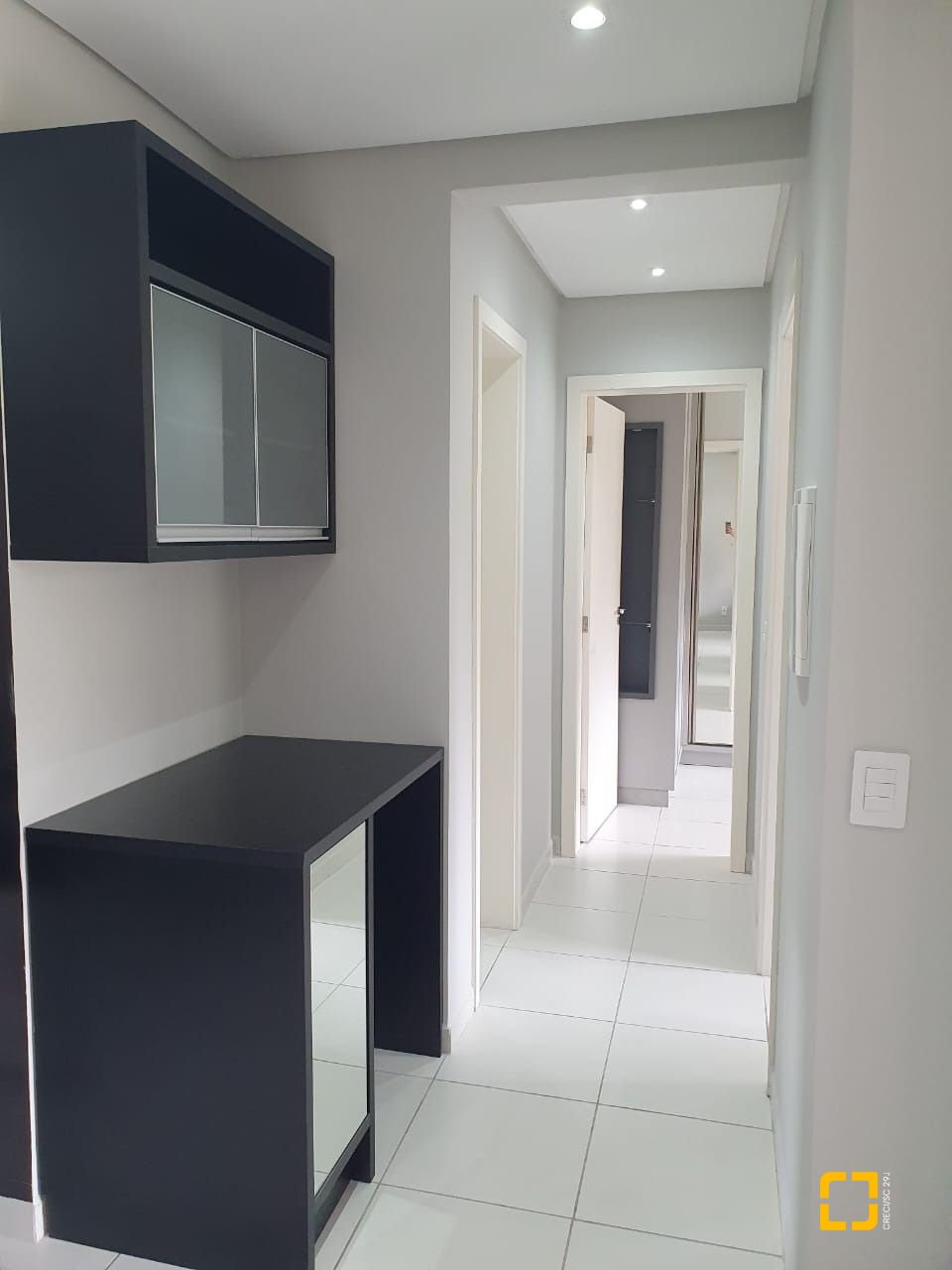 Apartamento com 63m², 2 quartos, 1 garagem, no bairro Serraria em São José
