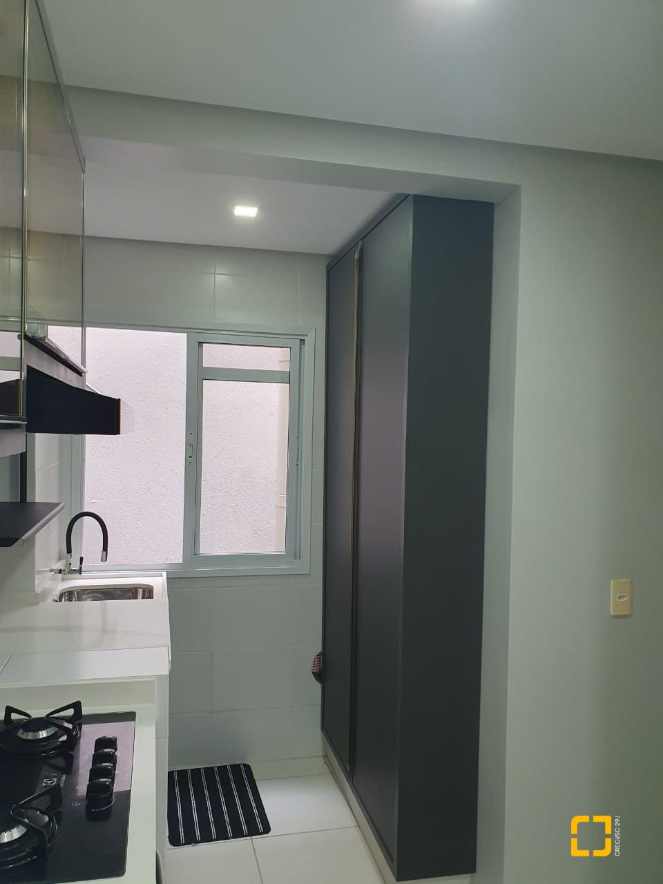 Apartamento com 63m², 2 quartos, 1 garagem, no bairro Serraria em São José