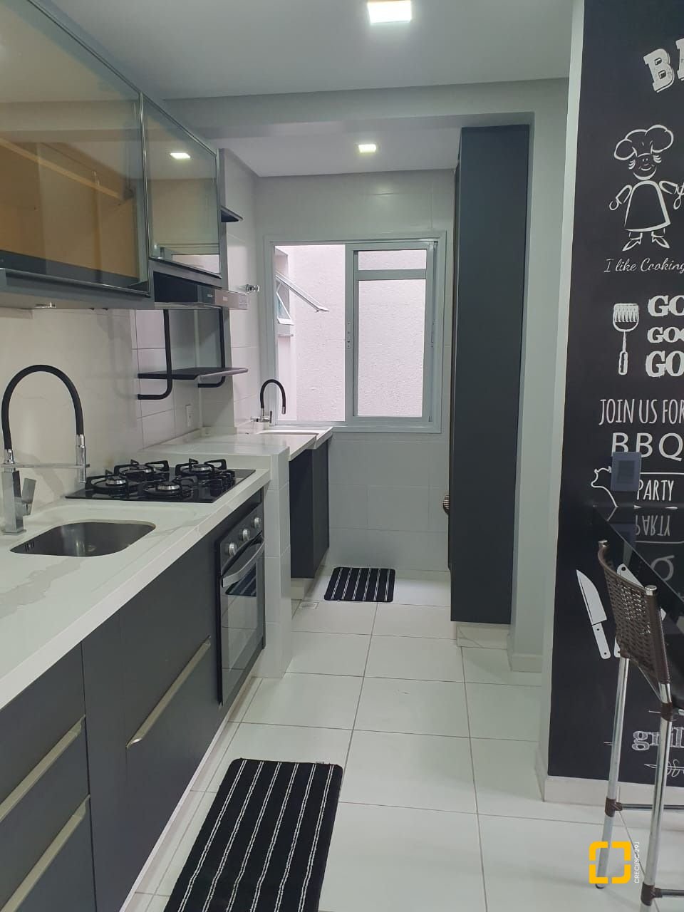 Apartamento com 63m², 2 quartos, 1 garagem, no bairro Serraria em São José