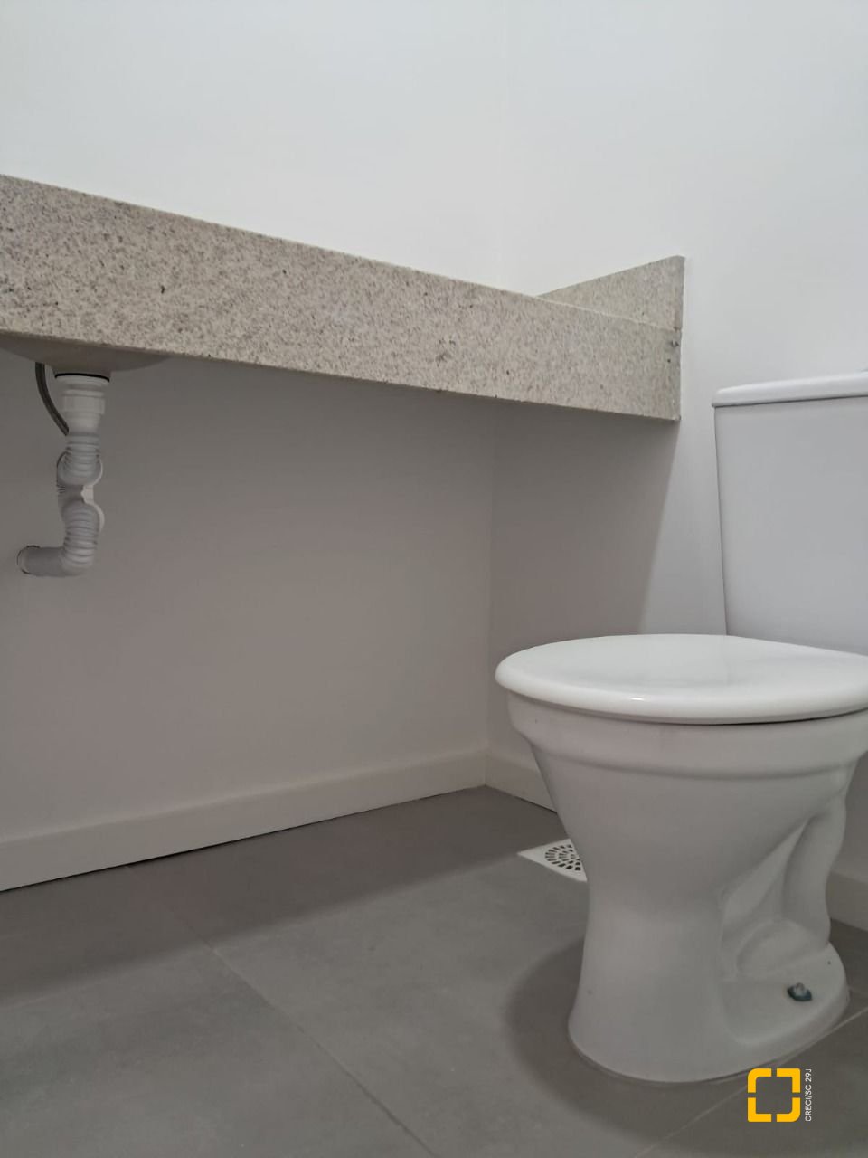 Sala com 38m², 1 garagem, no bairro Saco dos Limões em Florianópolis