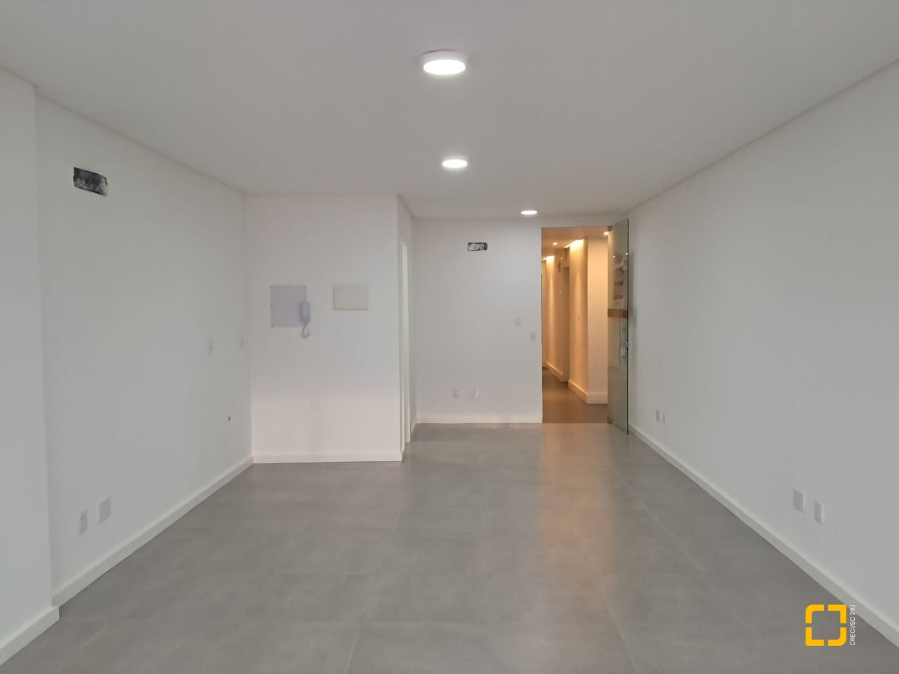 Sala com 38m², 1 garagem, no bairro Saco dos Limões em Florianópolis