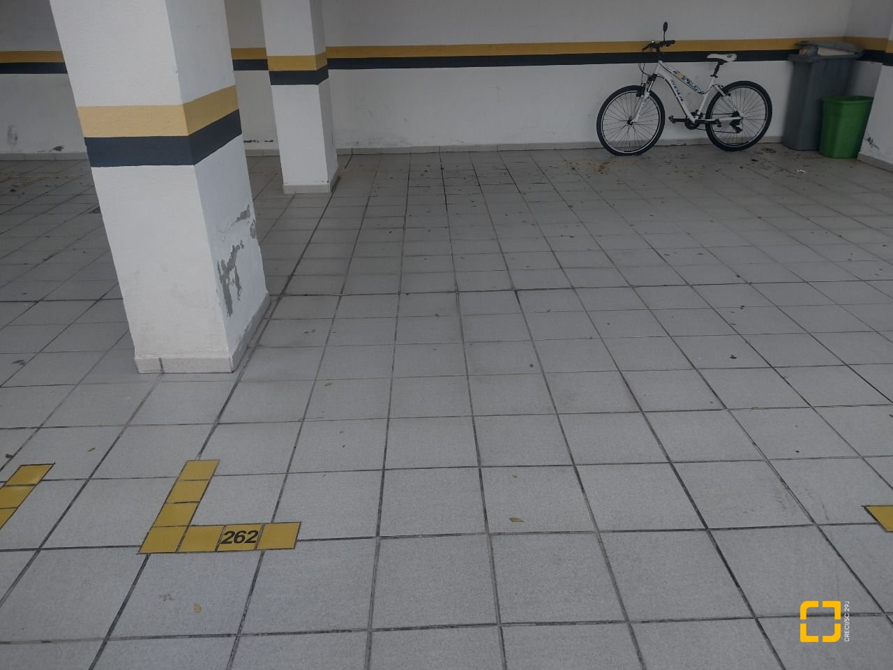 Apartamento com 170m², 6 quartos (sendo 2 suítes), 3 garagens, no bairro Itacorubi em Florianópolis