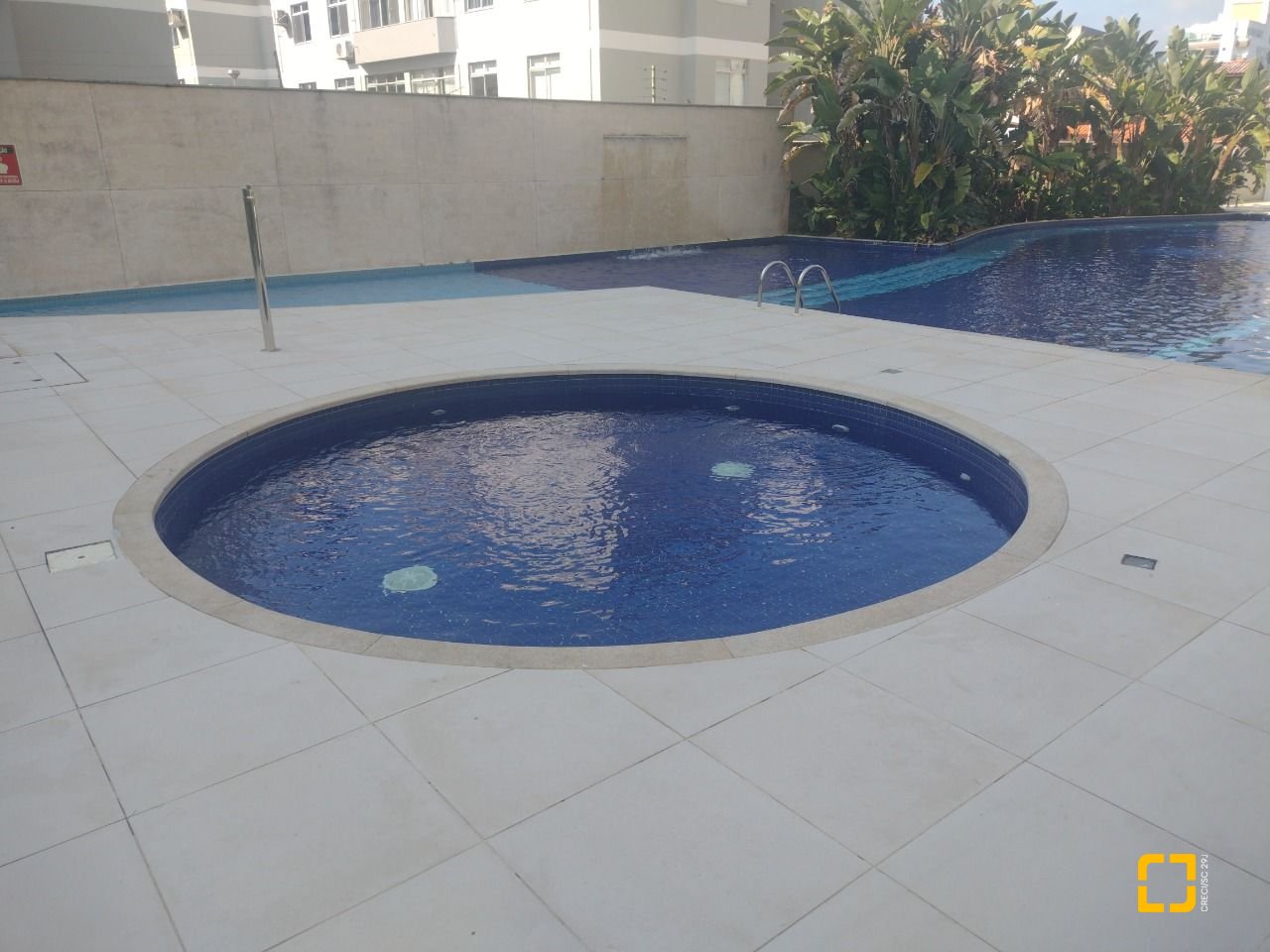 Apartamento com 170m², 6 quartos (sendo 2 suítes), 3 garagens, no bairro Itacorubi em Florianópolis