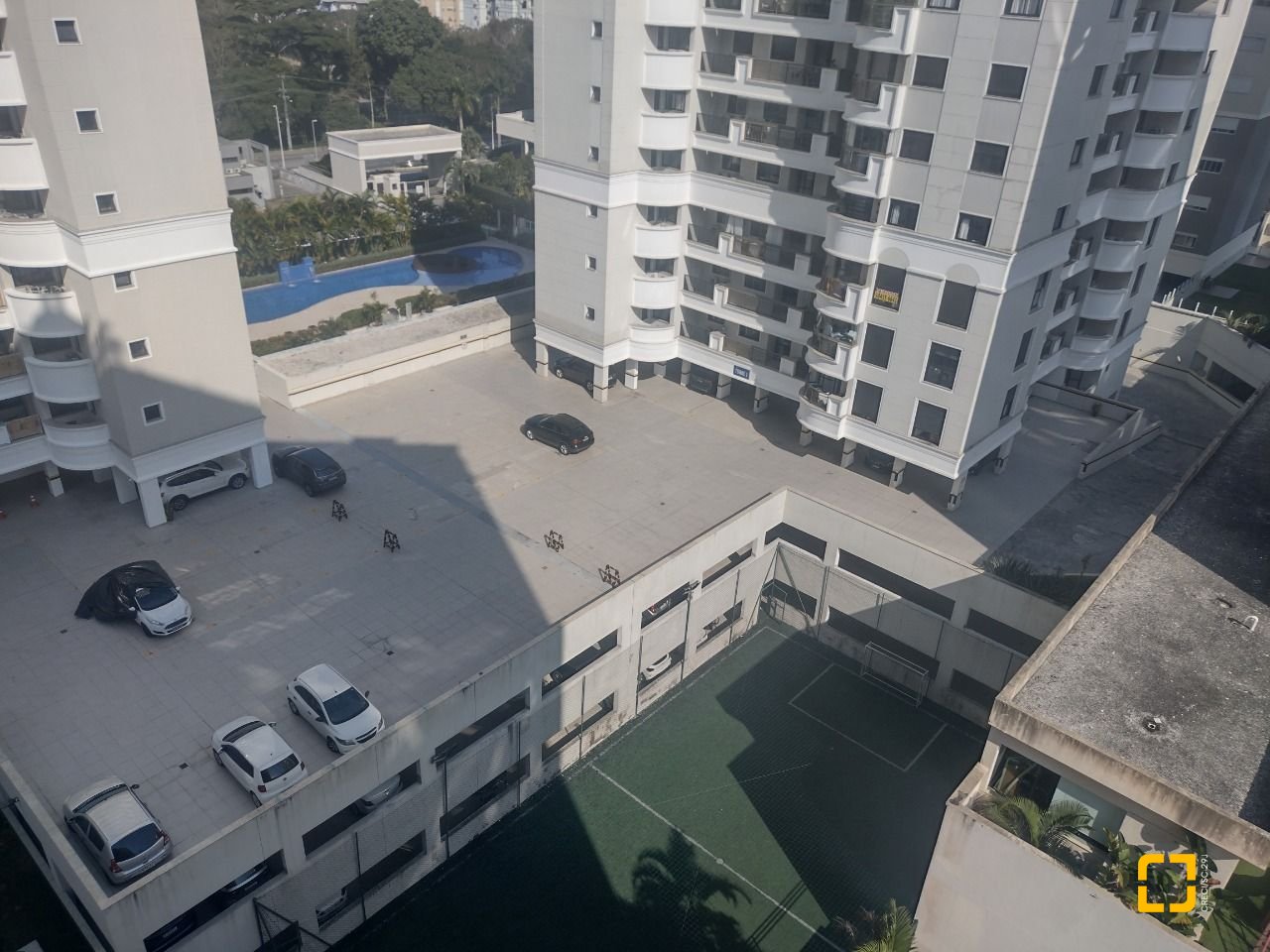 Apartamento com 170m², 6 quartos (sendo 2 suítes), 3 garagens, no bairro Itacorubi em Florianópolis