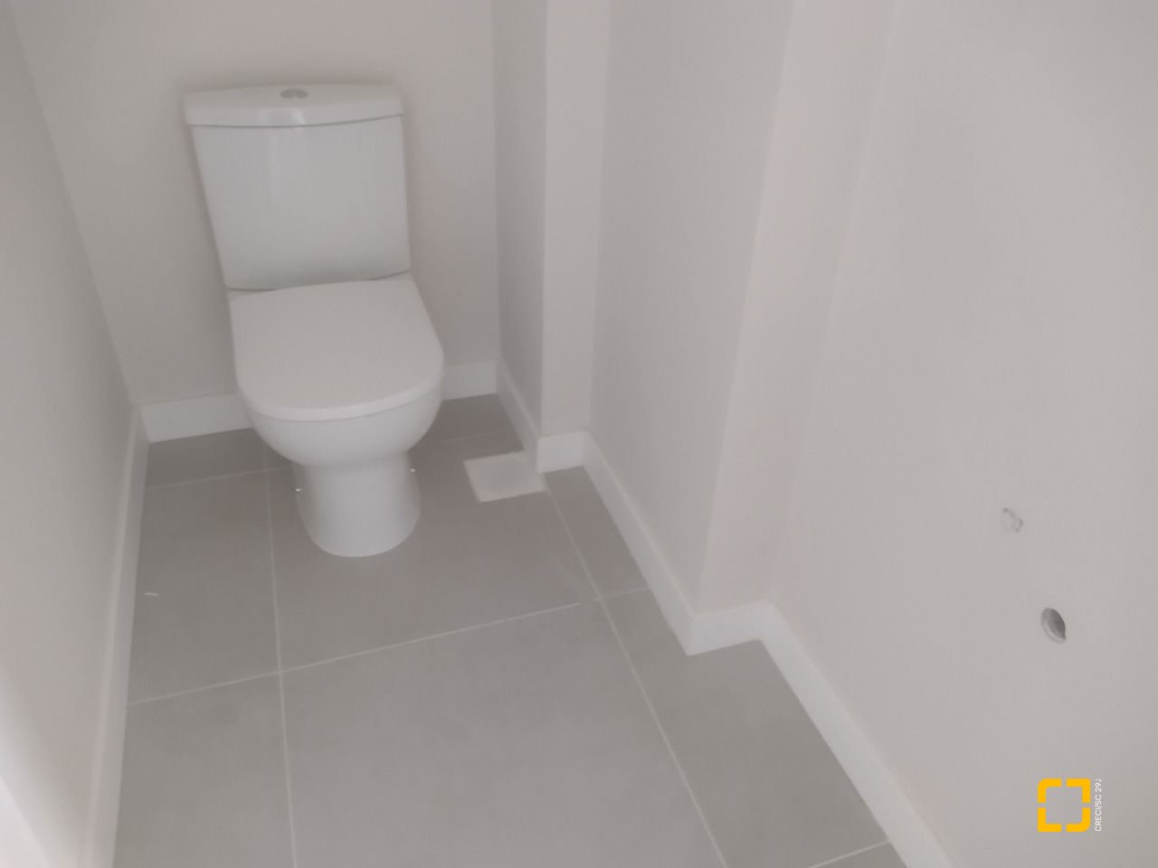 Apartamento com 170m², 6 quartos (sendo 2 suítes), 3 garagens, no bairro Itacorubi em Florianópolis