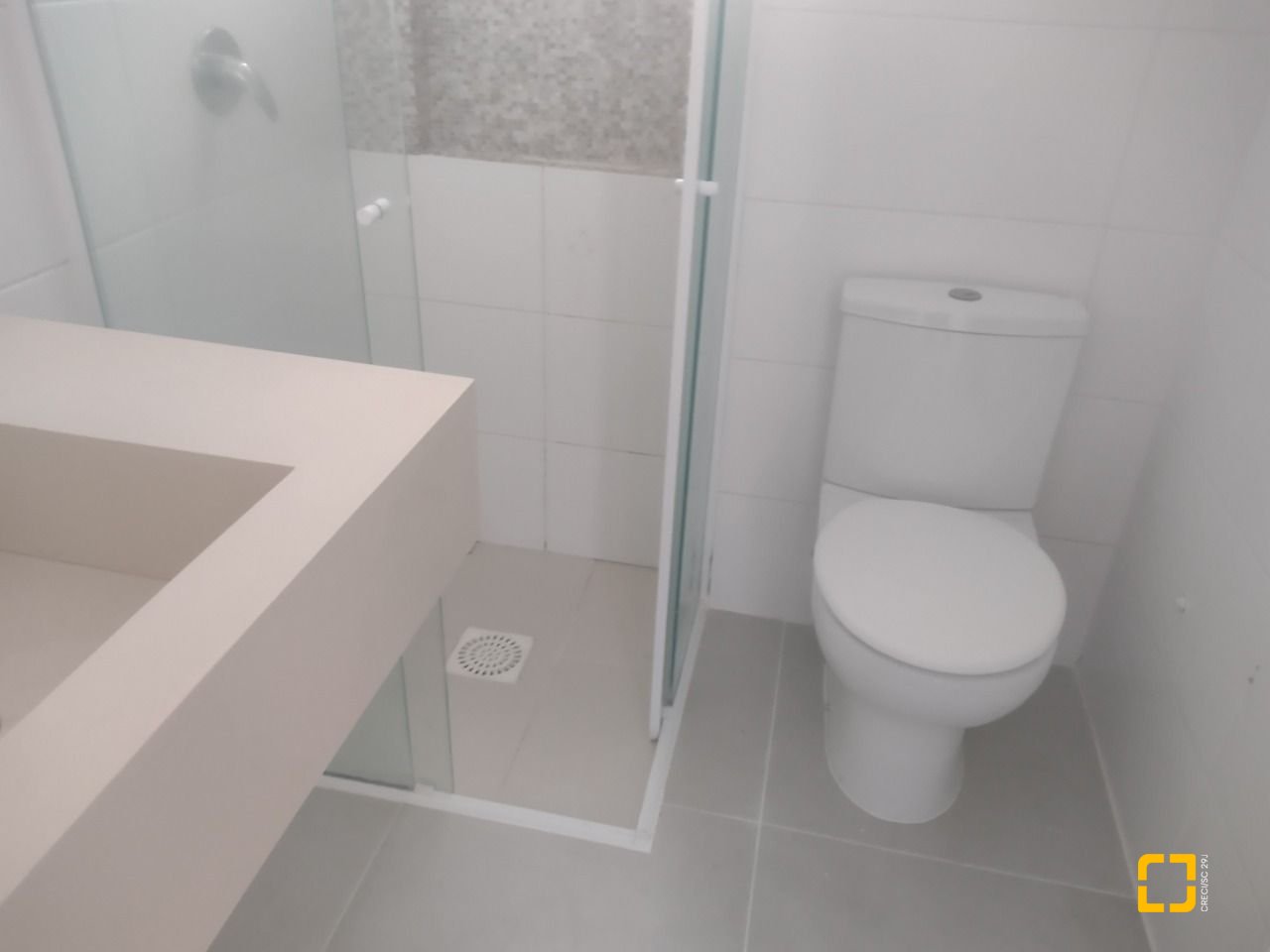 Apartamento com 170m², 6 quartos (sendo 2 suítes), 3 garagens, no bairro Itacorubi em Florianópolis