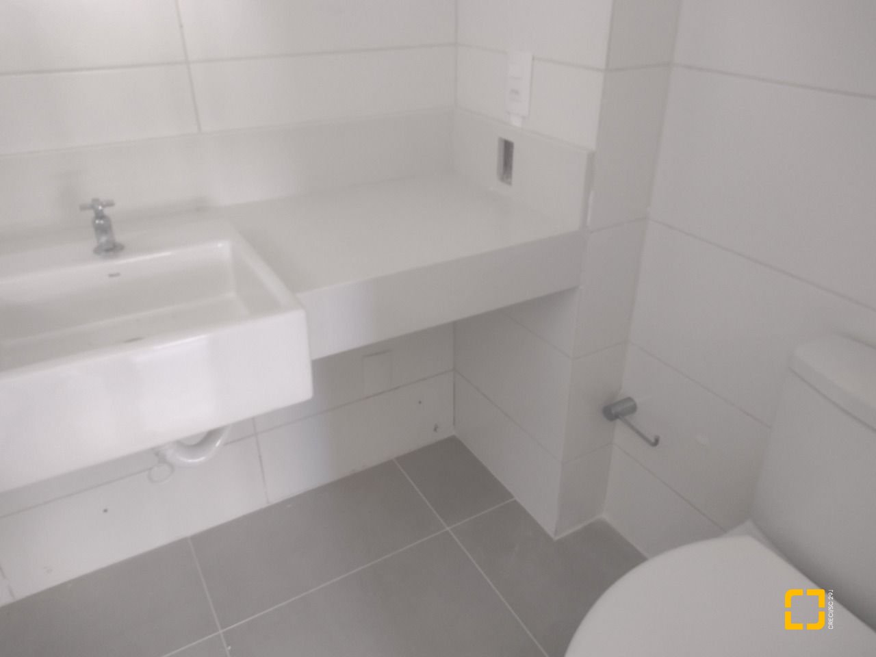 Apartamento com 170m², 6 quartos (sendo 2 suítes), 3 garagens, no bairro Itacorubi em Florianópolis
