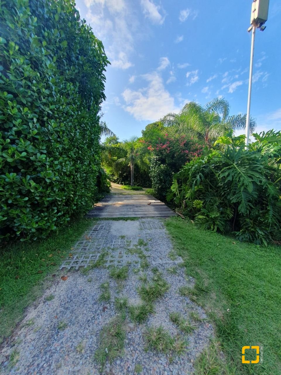 Terreno com 1261m², no bairro Ingleses em Florianópolis