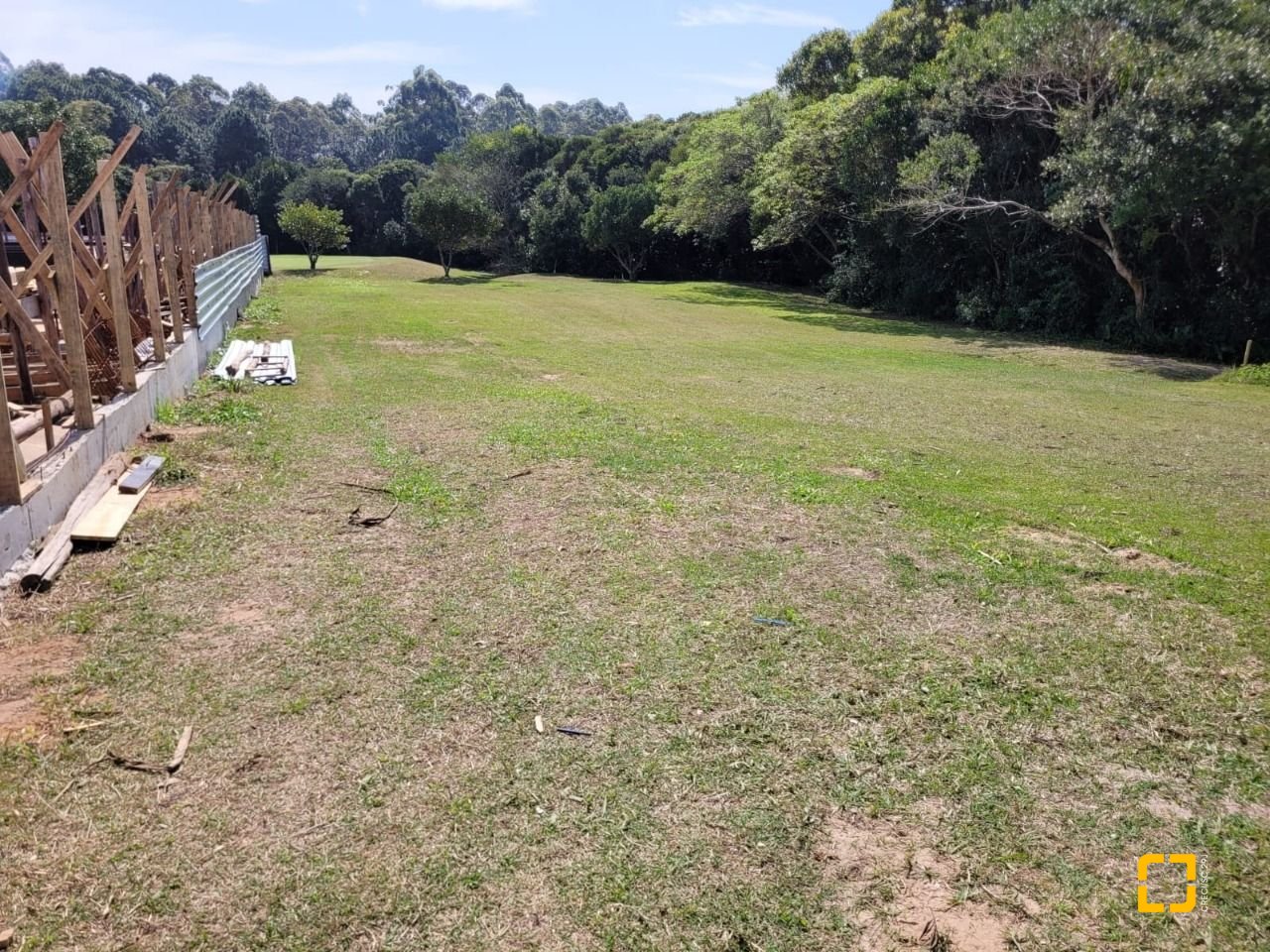 Terreno com 1261m², no bairro Ingleses em Florianópolis