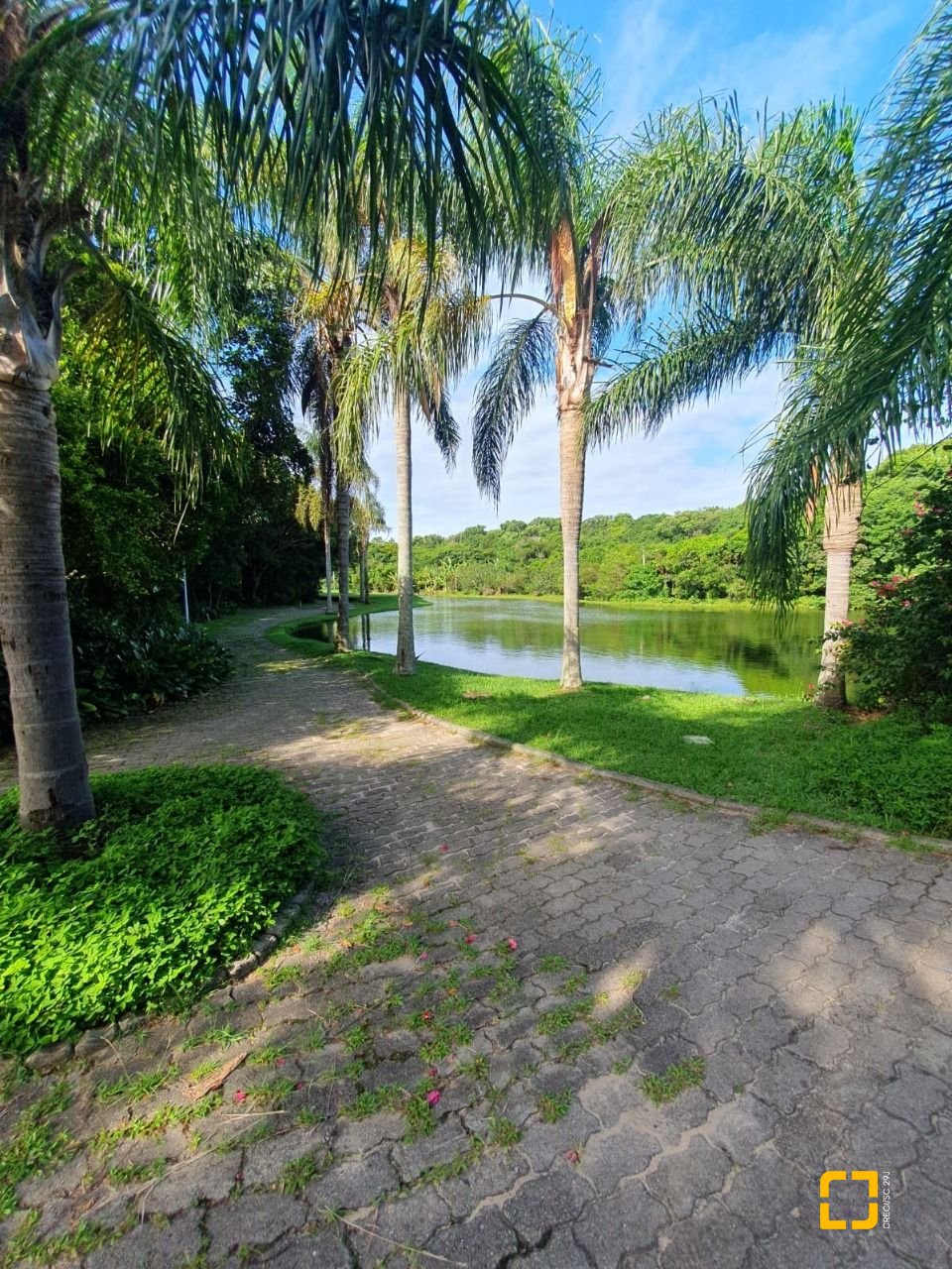 Terreno com 1261m², no bairro Ingleses em Florianópolis